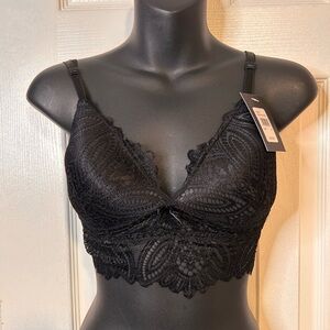 NWT Frederick’s of Hollywood black lace bralette
